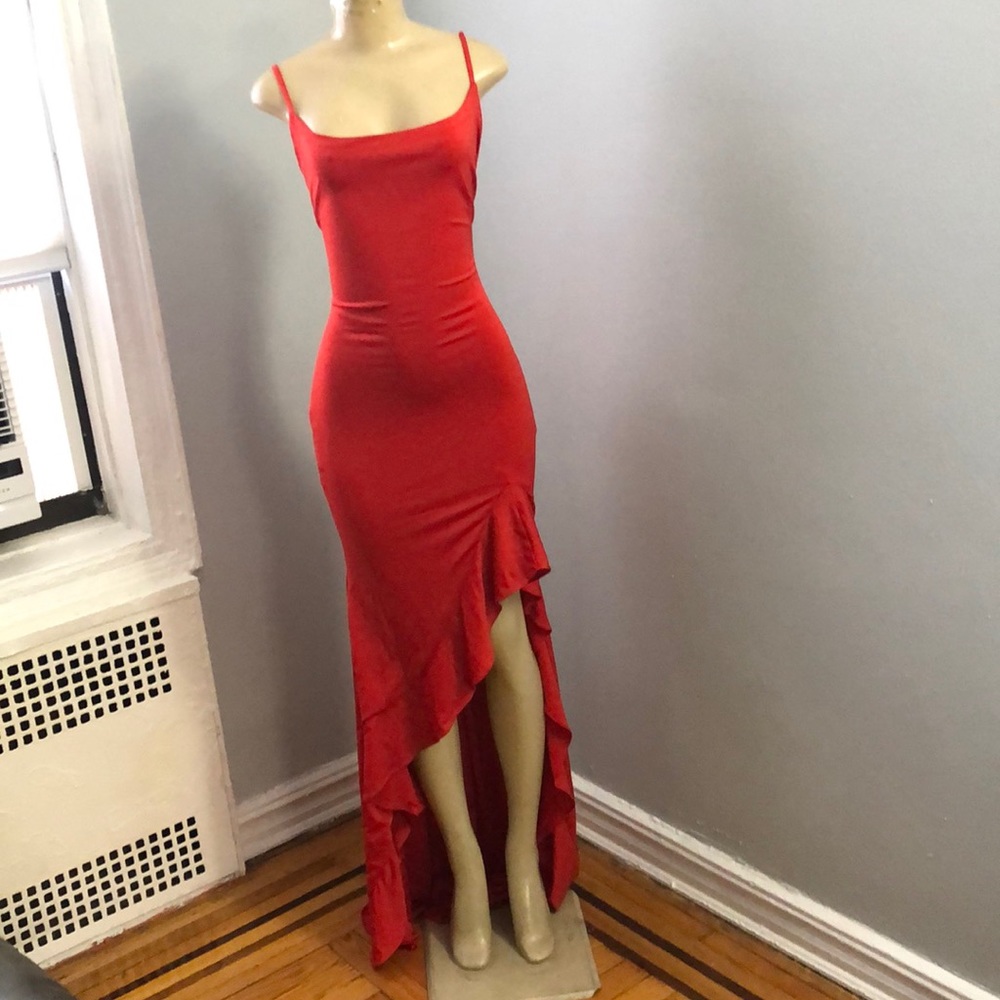 Open leg maxi party dress. Red. Size S